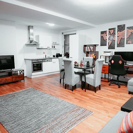 Vienna Shopping Center 8 Appartment Dış mekan fotoğraf