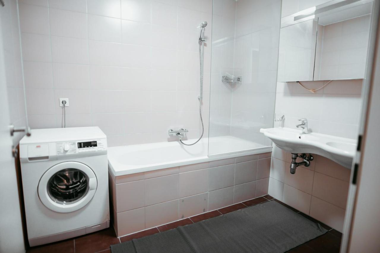 Vienna Shopping Center 8 Appartment Dış mekan fotoğraf