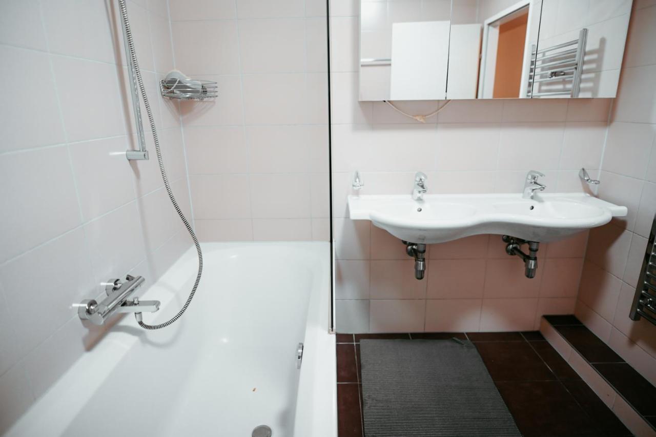 Vienna Shopping Center 8 Appartment Dış mekan fotoğraf